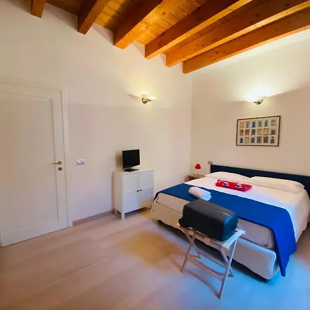 NG Guest House Sassari Extérieur photo