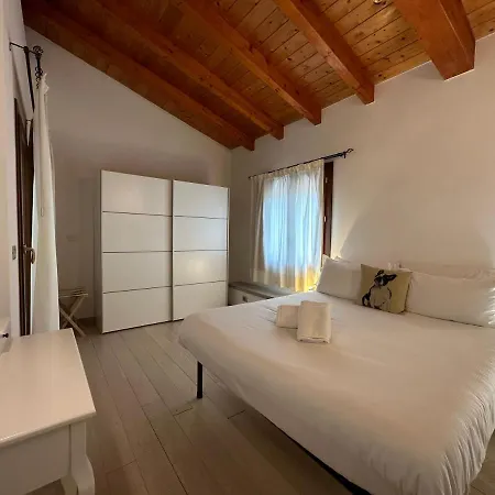 NG Guest House Sassari Extérieur photo